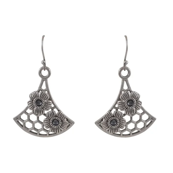 Golda Earrings Pair <br><p class="subhedi">Sterling Silver</p> - Image 3
