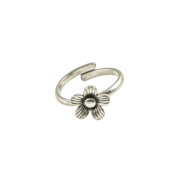 Champa Toe Ring <br><p class="subhedi">Sterling Silver</p> - Image 2